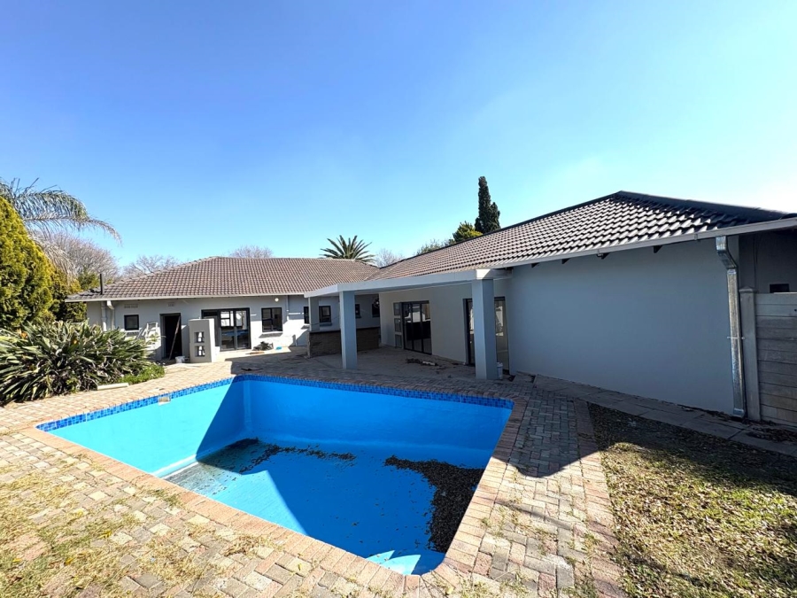 4 Bedroom Property for Sale in Doorn Free State